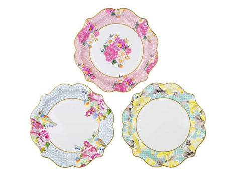 Truly Scrumptious 8.5-inch paper plates (12 ct)